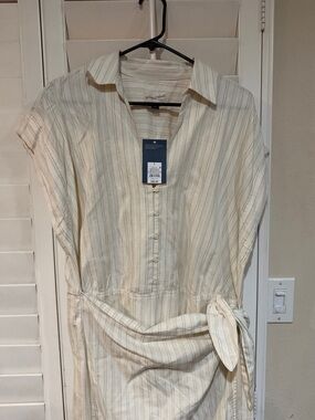 Universal Thread Light Cream Striped Women’s Midi Dress